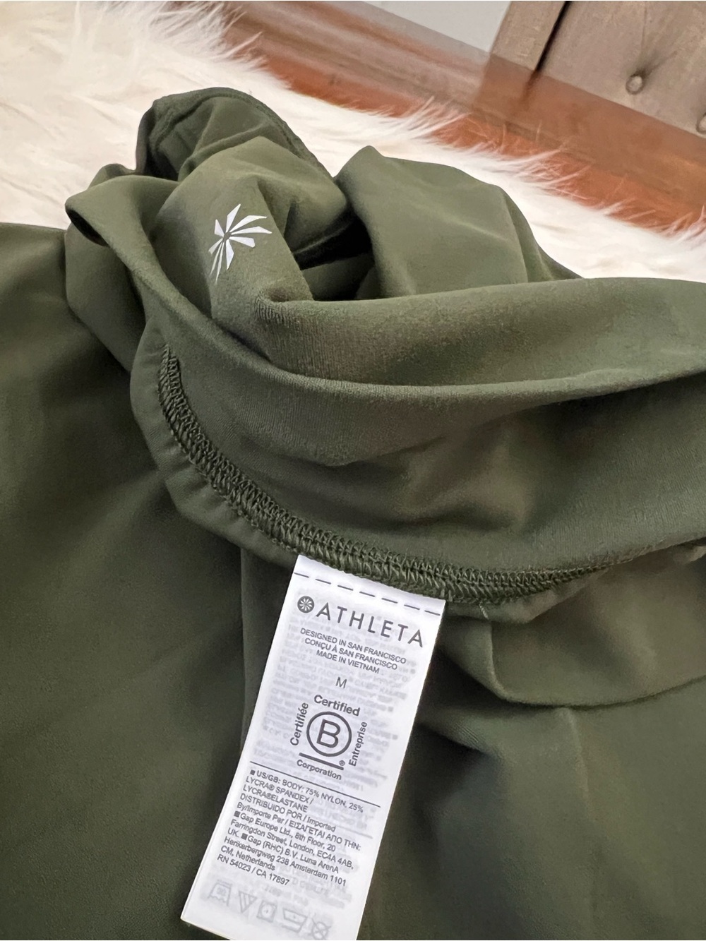 Athleta Transcend Midi Skirt Olive Green High Waisted Soft Stretch Size Medium - Picture 3 of 4